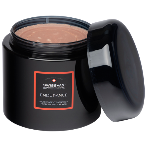 Endurance（40% 含量）含 PTFE 的巴西棕榈蜡 —— 专为专业汽车美容技师打造的配方
